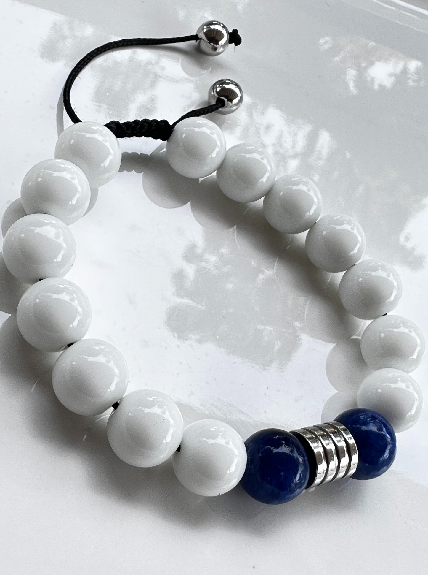 White Jade and Blue Lapis Lazuli Bracelet